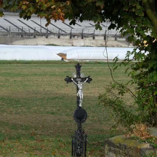 Kříž u rozcestí na Chodeč