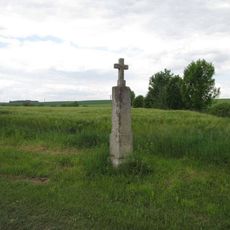 Kříž západně od Záluží u rozcestí