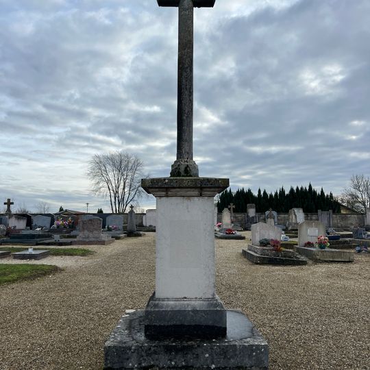 Croix de cimetière de Vandeins