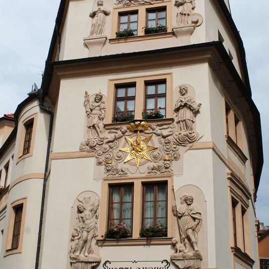 Dům U Zlaté studně