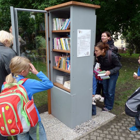 Veřejná knihovna v Heroldových sadech