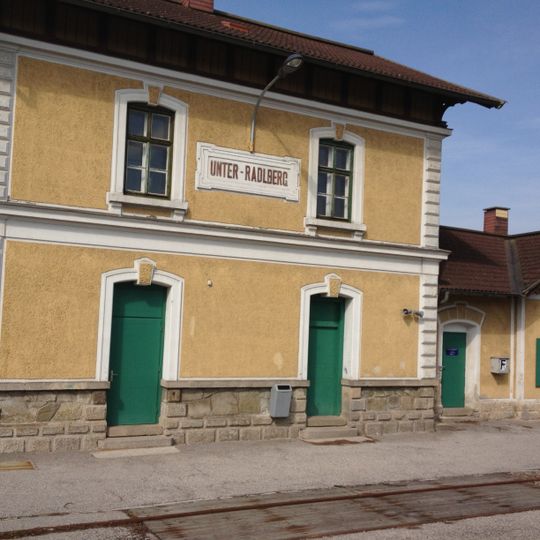 Station building Unterradlberg