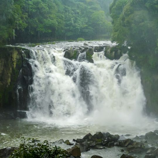 Sekinoo Falls