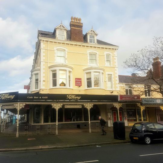 19 Chapel Street, Llandudno