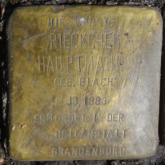 Stolperstein en memoria de Rieckchen Hauptmann