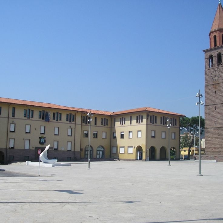 Карбония