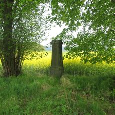 Kříž mezi Domažličkami a Petrovičkami