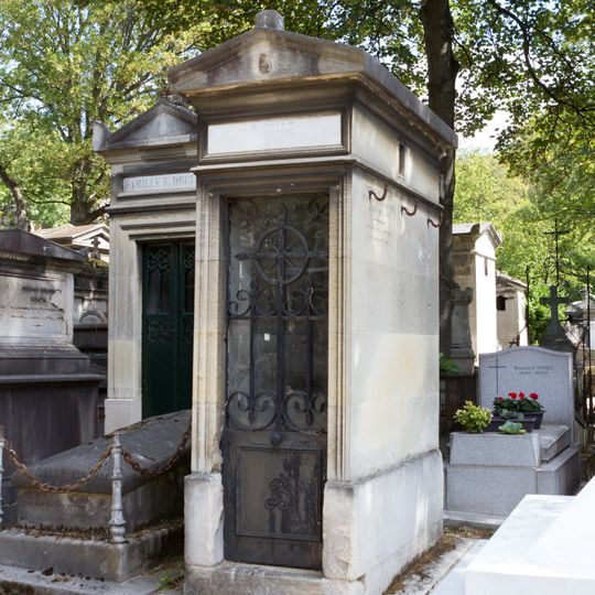 Grave of Bourdet Deslongchamps