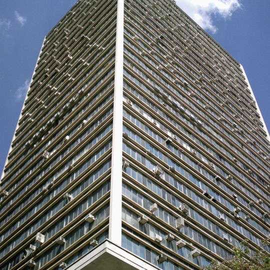 Edifício Conde de Prates