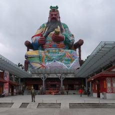 Guan Yu statue in Putian temple