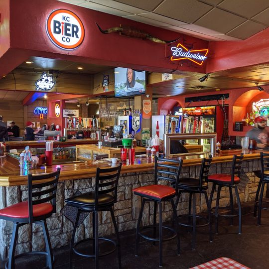 Hayward's Pit Bar B Que