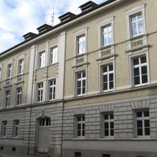 Büro- und Verwaltungsgebäude, ehemaliges Wohnhaus
