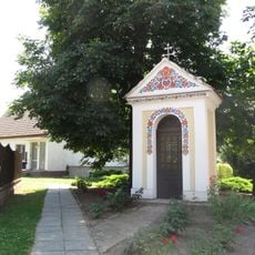 Výklenková kaplička - poklona svatého Jana Nepomuckého