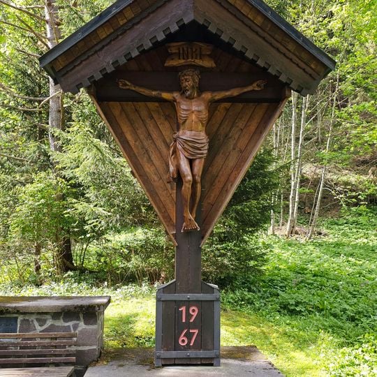 Gedenkkreuz Pestfriedhof in Bichlbach