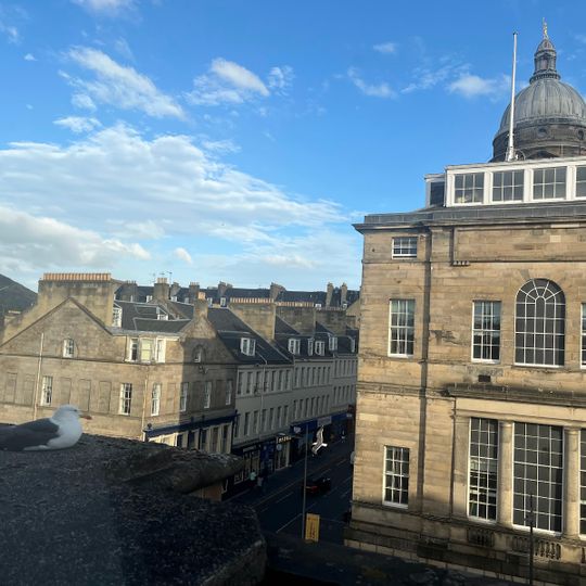 Ibis Edinburgh Centre South Bridge