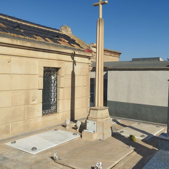 Sepulchre of the García-Vaso family