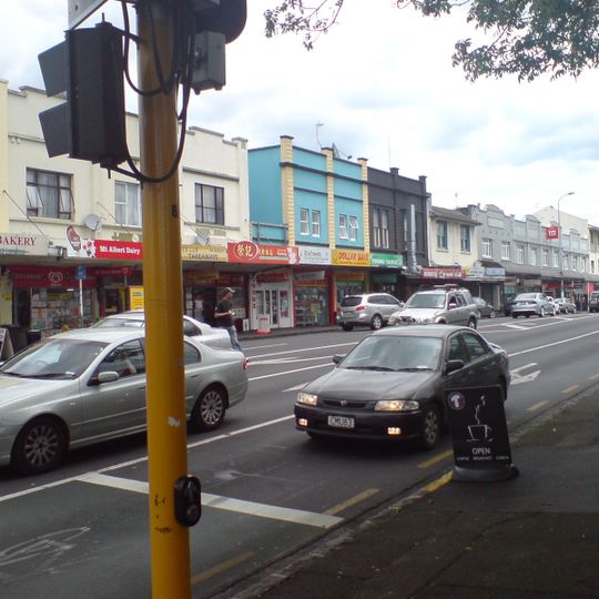 Mount Albert