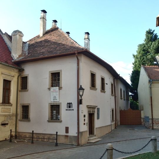 Trnavská univerzita, seminár