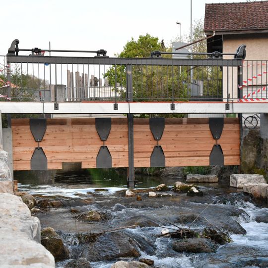 Weir at the lower mill