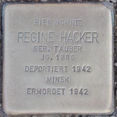 Regine Hacker