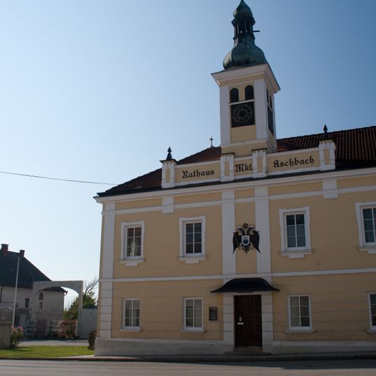 Rathaus Aschbach-Markt