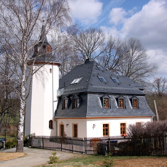 Rittergut Schlösschen-Porschendorf: Herrenhaus und zwei Wirtschaftsgebäude eines Rittergutes Teichweg 1; 2; 3