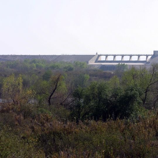 Hansen Dam