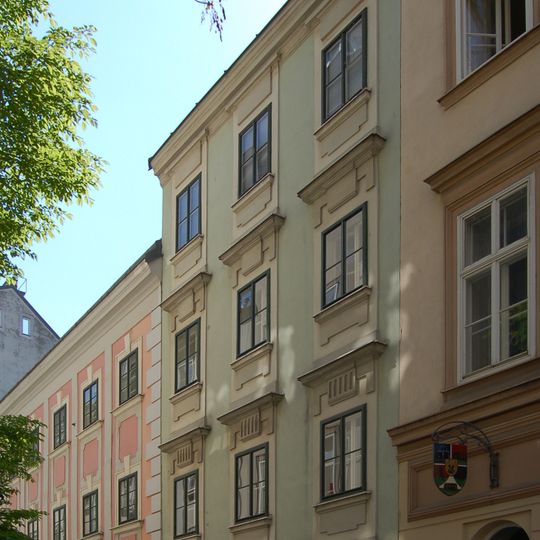 Gutenberggasse 19
