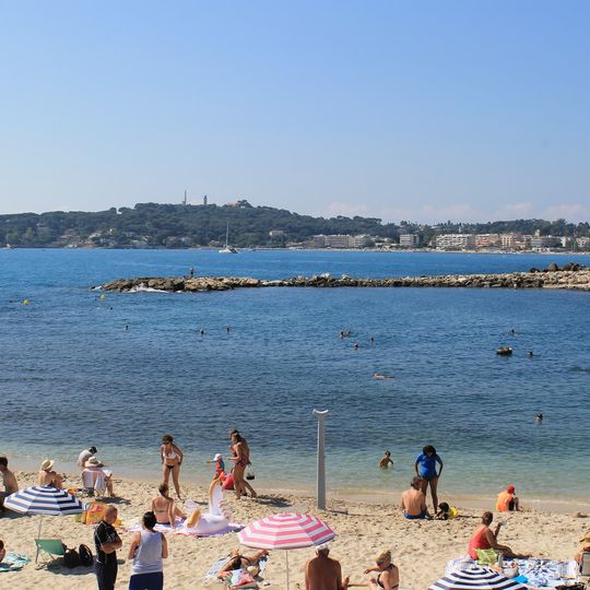 Plage du port