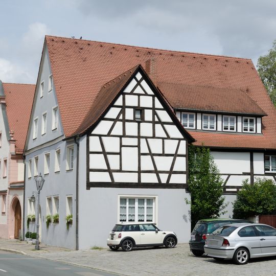 Weißenburger Straße 16