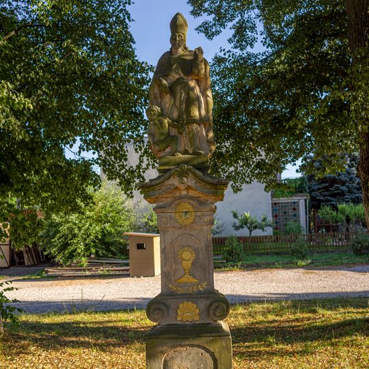 Socha svatého Prokopa na návsi v Libošovicích