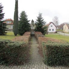 Pomník padlým v Košeticích