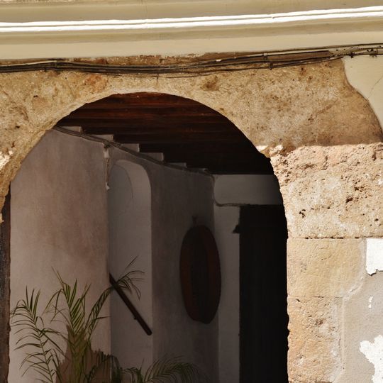 Portal de Cal Rafeques