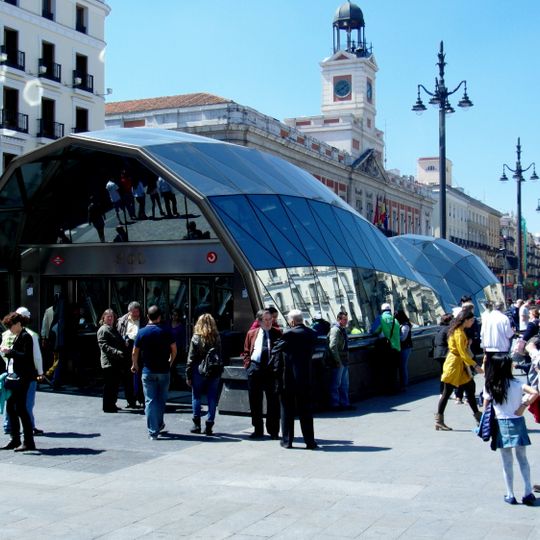 Boca central de la estación de Sol