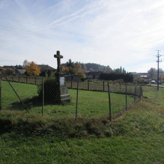 Kříž na okraji Sázavy ve směru na Křemešník