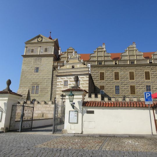 Vstupní brána zámku Horšovský Týn