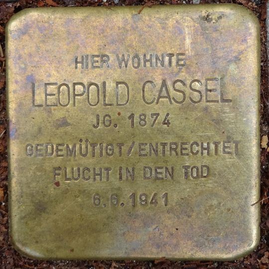Stolperstein en memoria de Leopold Cassel
