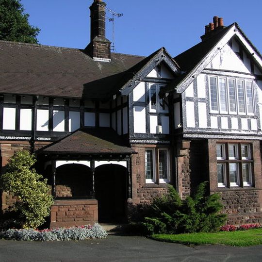 East Lodge at Queen's Park