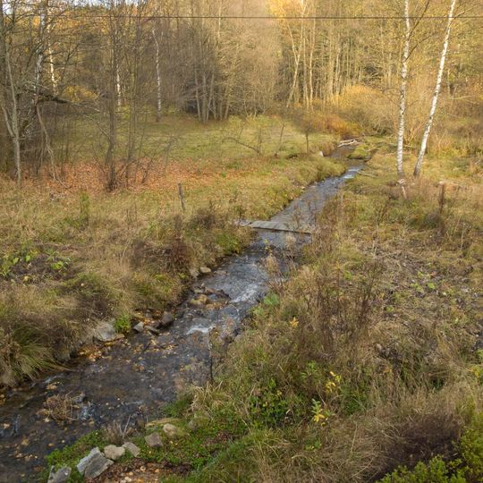 Lávka přes Šukačku východně od mostu silnice I/27