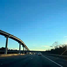 Vietnam Veterans Memorial Bridge