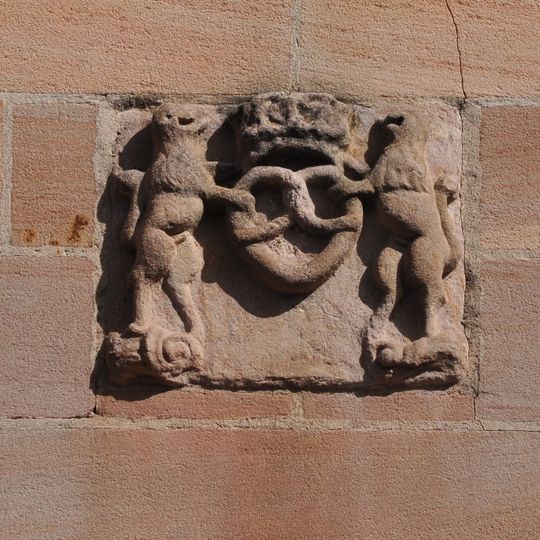 Bäckerzeichen an der Fassade Nürnberg-Fischbach, Fischbacher Hauptstraße 187