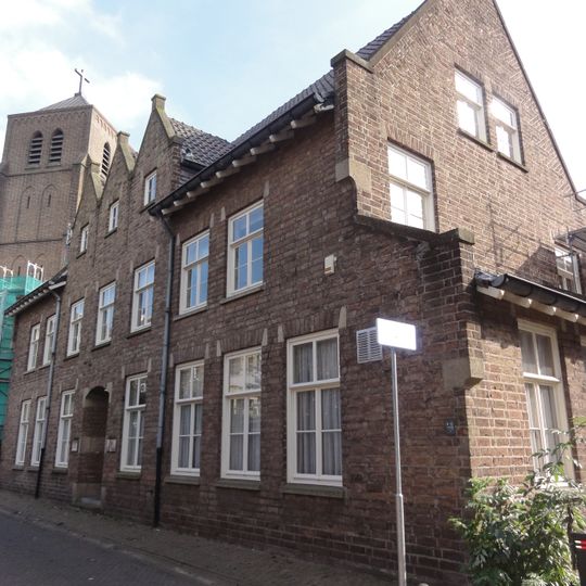 St.Walburgkerkpad 3, Tiel