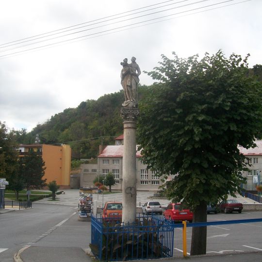 Socha Panny Márie na stĺpe