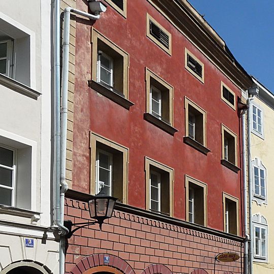 Wohn- und Geschäftshaus