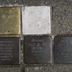 Stolperstein en memoria de Jacob Jacobs