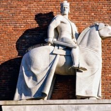 Harald Hardråde on horseback