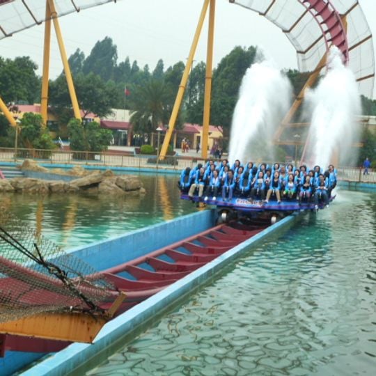Dive Coaster