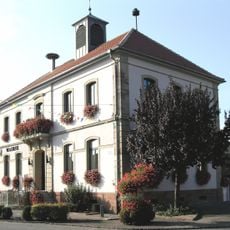Mairie-école au 1 place de l'Église