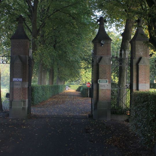 R.K. Begraafplaats St. Martinuskerk: toegangshek