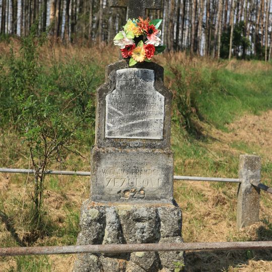 Kříž rodiny Zezulovy u Hostákova